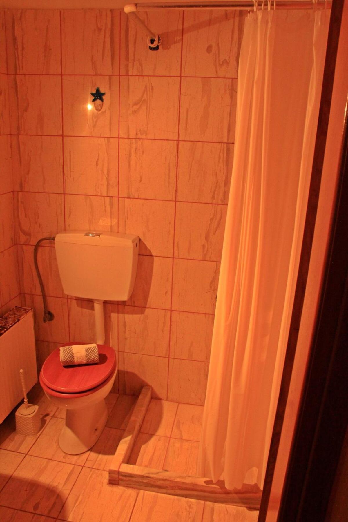 Guesthouse Bizani Neo Mpizani Exteriér fotografie