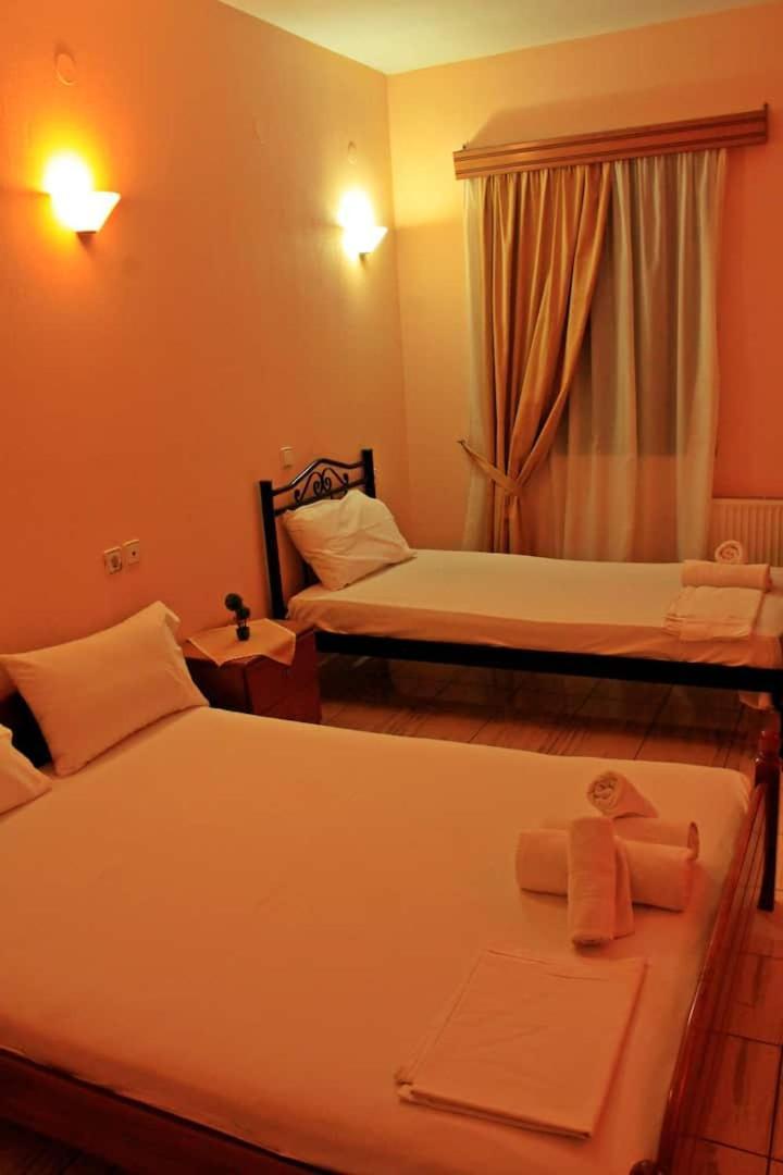 Guesthouse Bizani Neo Mpizani Exteriér fotografie
